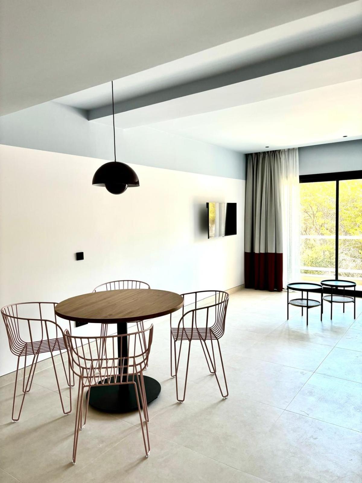 Apartamentos Sofia Es Cana Εξωτερικό φωτογραφία