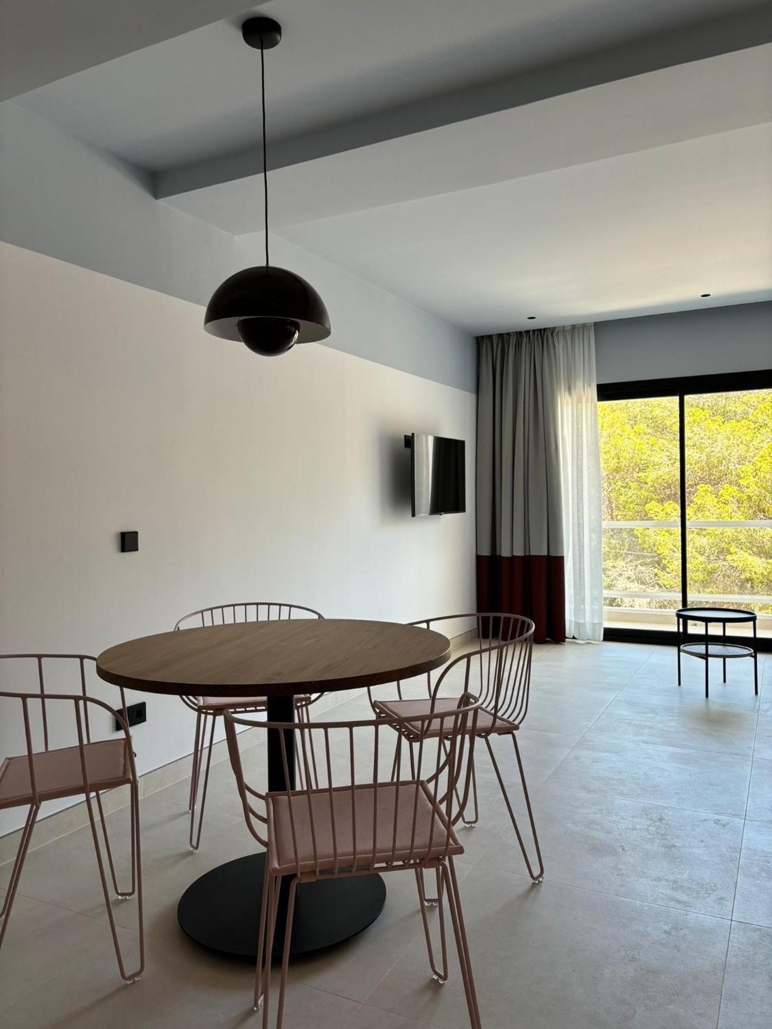Apartamentos Sofia Es Cana Εξωτερικό φωτογραφία