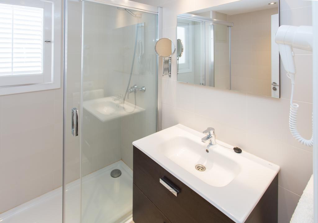 Apartamentos Sofia Es Cana Εξωτερικό φωτογραφία