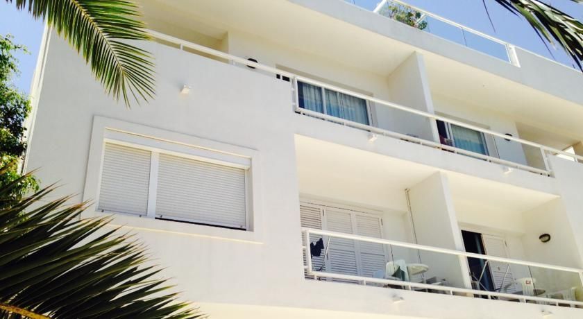 Apartamentos Sofia Es Cana Εξωτερικό φωτογραφία