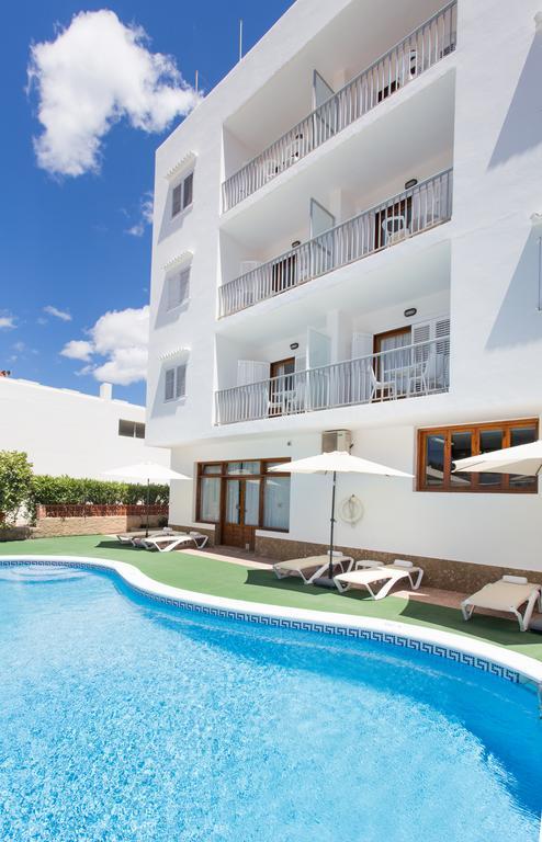 Apartamentos Sofia Es Cana Εξωτερικό φωτογραφία